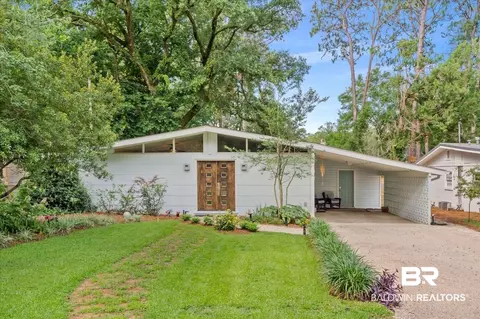 160 Orange Ave, Fairhope, AL 36532