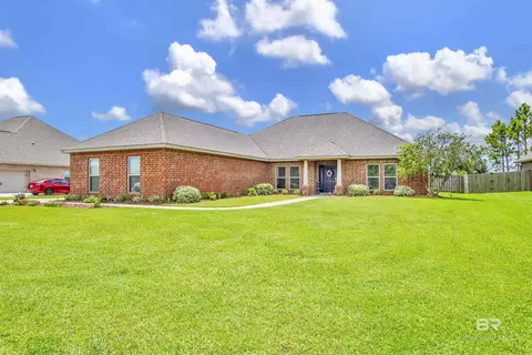 2105 Bourbon St, Foley, AL 36535