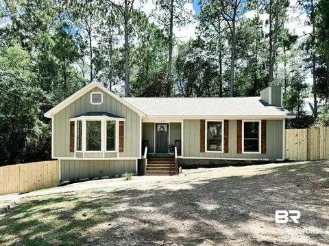 103 Lejay Cir, Daphne, AL 36526