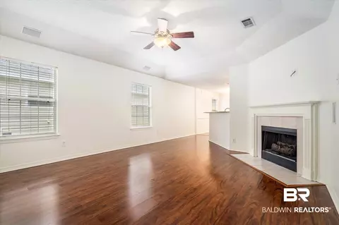 665 Willow Pointe Dr, Mobile, AL 36695 photo 4