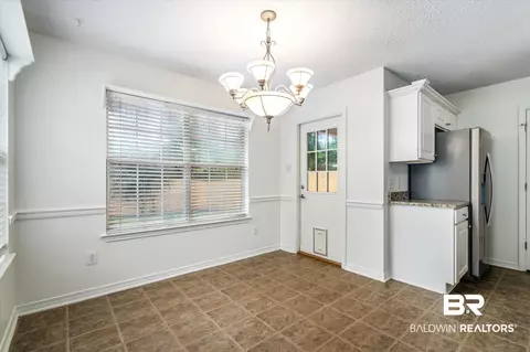 665 Willow Pointe Dr, Mobile, AL 36695 photo 9