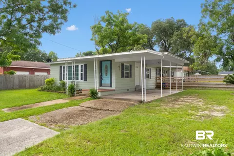 605 Nix Rd, Pensacola, FL 32506