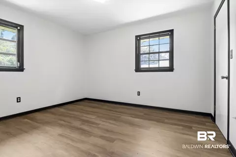70 N Park Ave, Mobile, AL 36608 photo 19