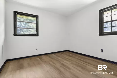 70 N Park Ave, Mobile, AL 36608 photo 18