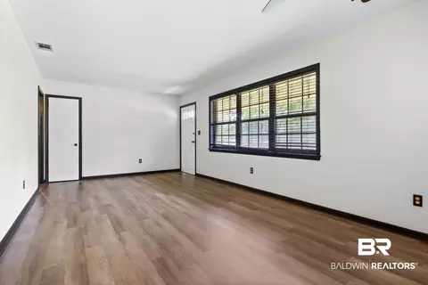 70 N Park Ave, Mobile, AL 36608 photo 9