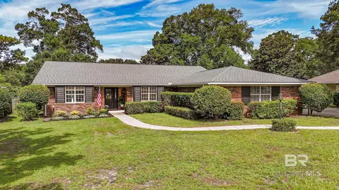 1413 E Fairway Dr, Gulf Shores, AL 36542