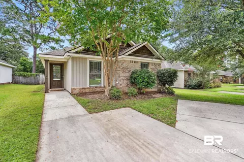 9 Breydon Ct, Mobile, AL 36608