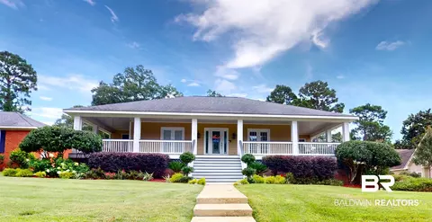 2105 Woodford Ct, Mobile, AL 36695