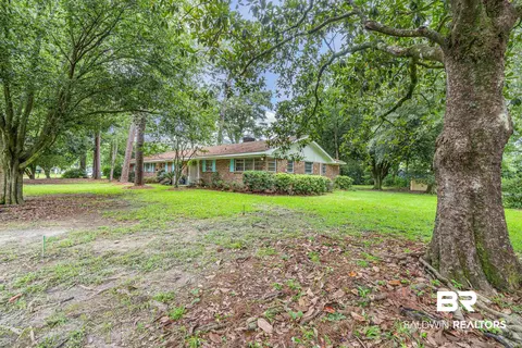 4051 E Canal Cir, Mobile, AL 36619 photo 2