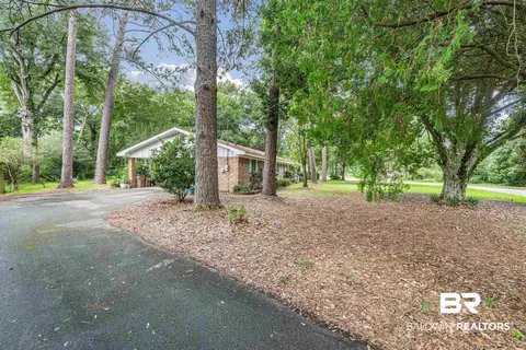 4051 E Canal Cir, Mobile, AL 36619 photo 3