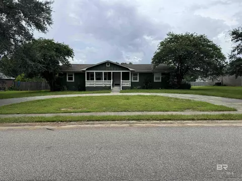 18838 Founders Dr, Fairhope, AL 36532