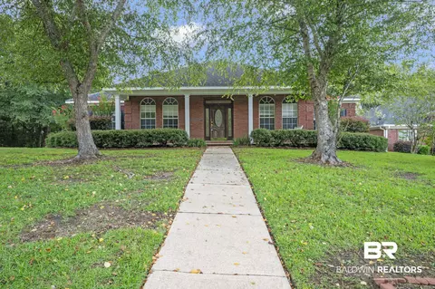 2041 Ridgeline Dr, Mobile, AL 36695