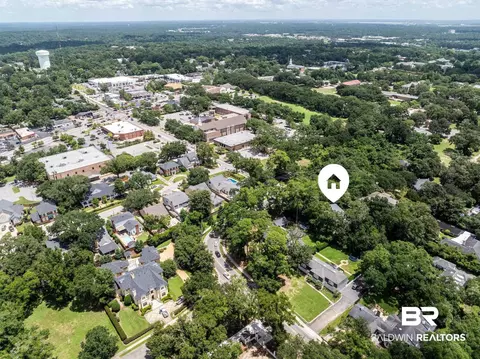 3901 S Mcgregor Ave, Mobile, AL 36608 photo 2