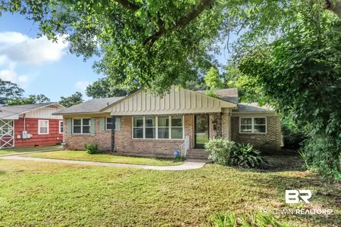 1906 Old Shell Rd, Mobile, AL 36607 photo 3