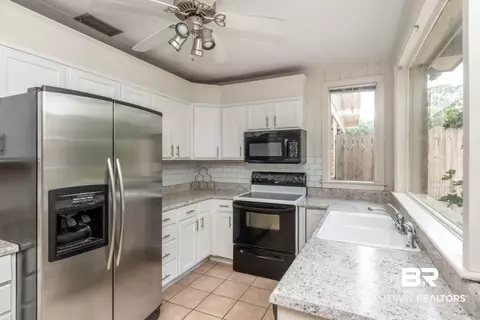 1906 Old Shell Rd, Mobile, AL 36607 photo 8