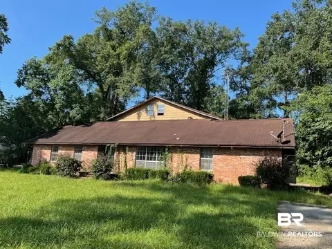103 Briarcliff Dr, Brewton, AL 36426