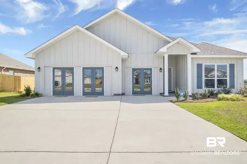10353 Secretariat Blvd, Daphne, AL 36526