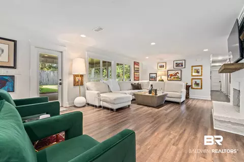 3808 N Claridge Rd, Mobile, AL 36608 photo 7