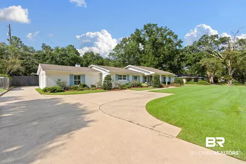 3808 N Claridge Rd, Mobile, AL 36608 photo 5
