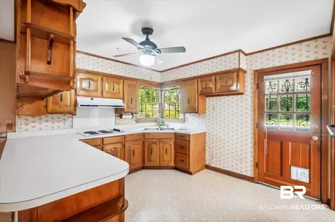 1252 Helm Cir, Mobile, AL 36693 photo 5