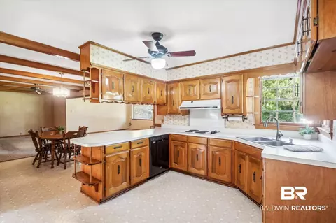 1252 Helm Cir, Mobile, AL 36693 photo 6