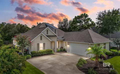 532 Retreat Ln, Gulf Shores, AL 36542