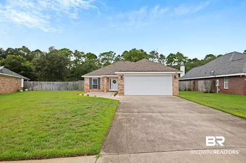 1418 Hardwood Dr, Gulf Shores, AL 36542