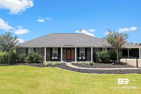 151 Williams Ln, Atmore, AL 36502