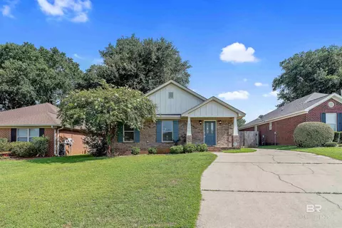 7715 Avery Ln, Daphne, AL 36526