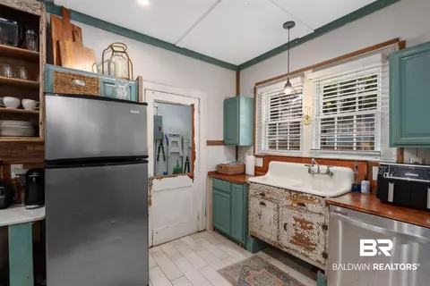 10 Gladys Ave, Mobile, AL 36604 photo 9