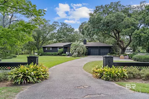 18513 Yacht Club Rd, Foley, AL 36535