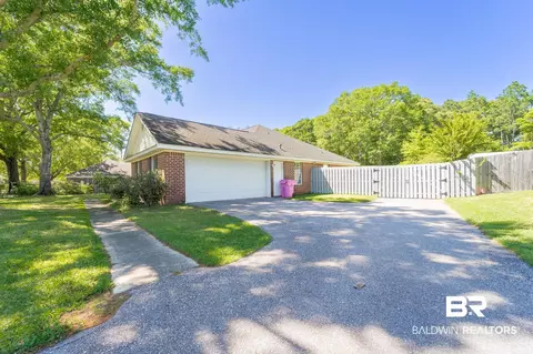 7580 S Meadows Dr, Mobile, AL 36619 photo 3
