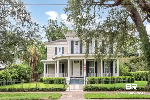 959 Dauphin St, Mobile, AL 36604