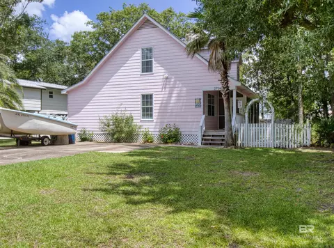 27265 Magnolia Dr, Orange Beach, AL 36561