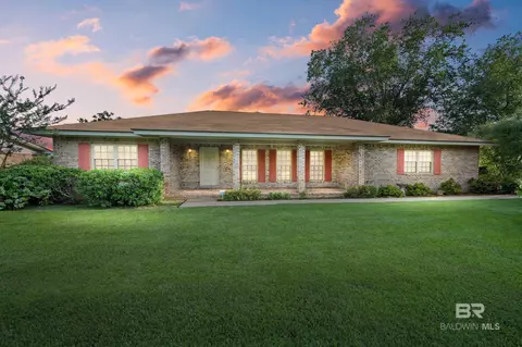 303 W Palm Ave, Foley, AL 36535