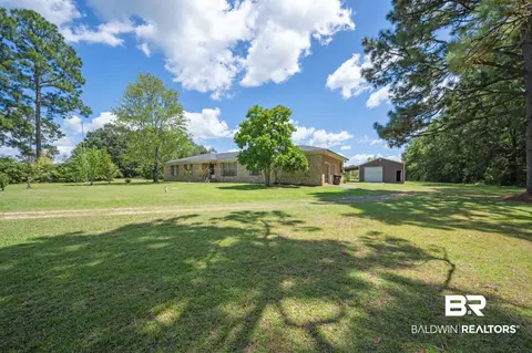 15880 W Pine Grove Rd Ext, Bay Minette, AL 36507