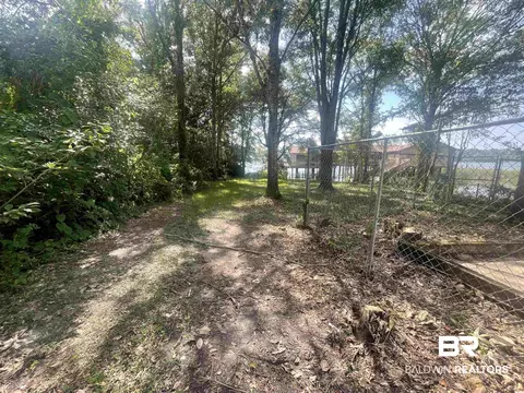 3074 W Riverside Dr, Mobile, AL 36605 photo 14
