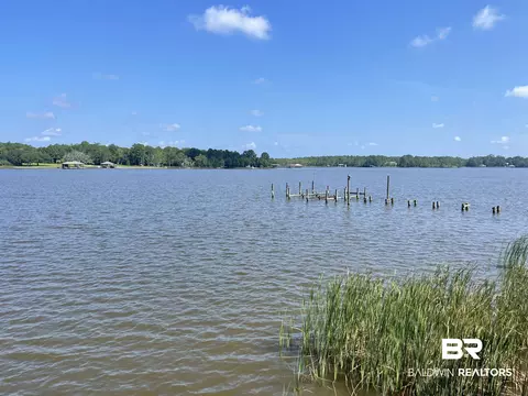3074 W Riverside Dr, Mobile, AL 36605 photo 12