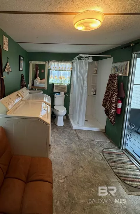 489 Elberta Loop, Lillian, AL 36549 photo 8