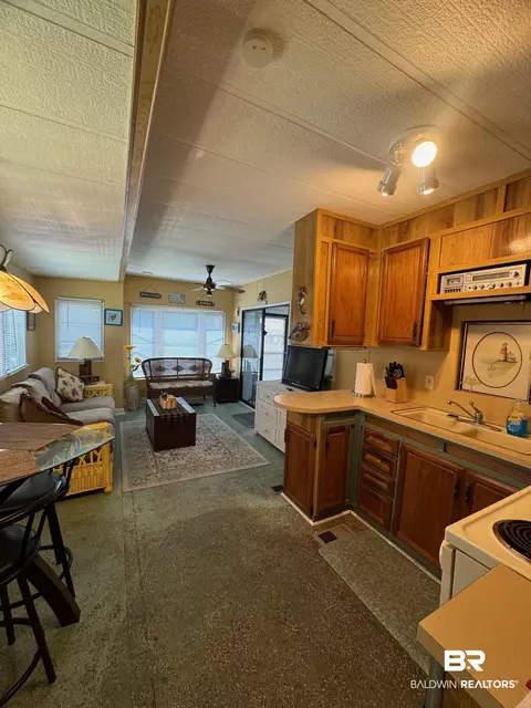 489 Elberta Loop, Lillian, AL 36549 photo 3