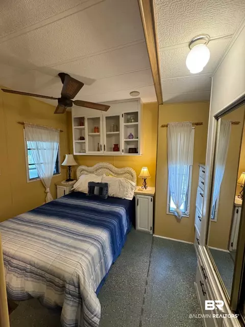 489 Elberta Loop, Lillian, AL 36549 photo 4