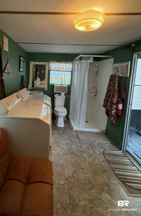 489 Elberta Loop, Lillian, AL 36549 photo 8