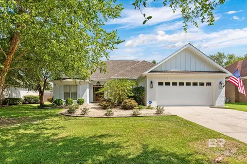 120 Marilyn Ave, Fairhope, AL 36532