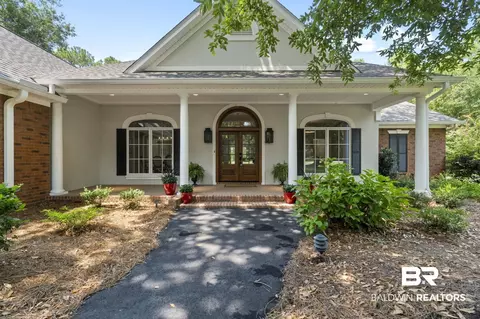 4451 Mill House Rd, Gulf Shores, AL 36542