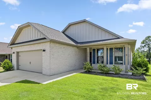 9868 Lakeview Dr, Foley, AL 36535
