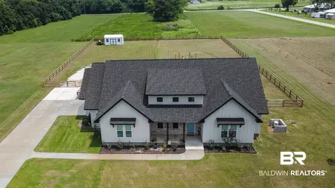 13186 Gopher Ct, Elberta, AL 36530