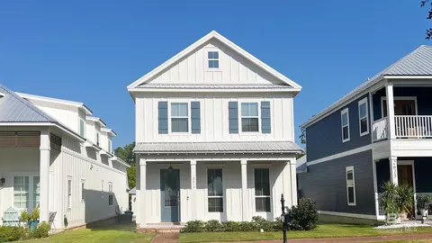 2617 Bienville Ave, Gulf Shores, AL 36542