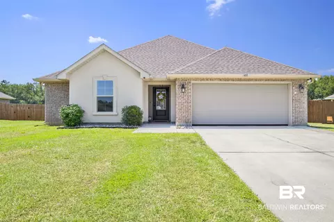 601 Savannah Ct, Summerdale, AL 36580