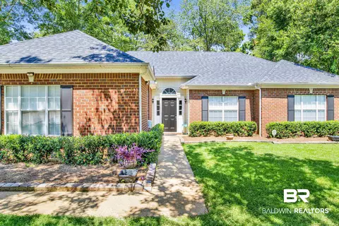 117 Geneva Dr, Daphne, AL 36526