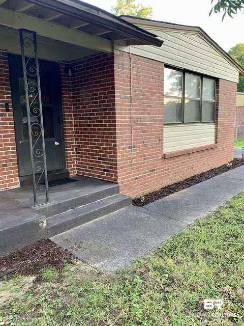 1003 Potomac Dr, Pensacola, FL 32505